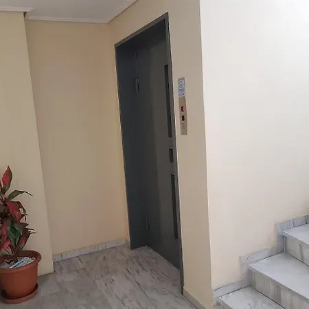 Апартаменты Errathens Zephyr - Center, 3 Bd, 1 Bath